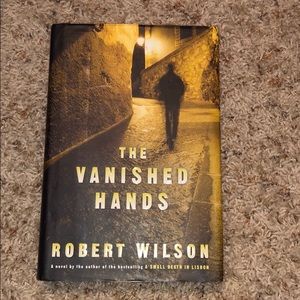 The Vanished Hands by Robert Wilson